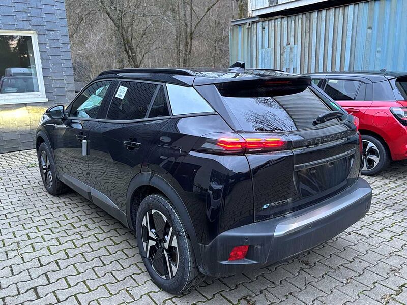 Peugeot 2008 e- Allure 156 LED SITZHEIZUNG Klimaautom. e- Allure 156 LED SITZHEIZUNG Klimaautom.