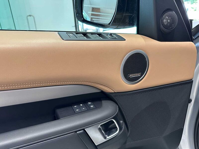 Land Rover Discovery P360 R-Dynamic HSE AHK 7-SITZE STANDHZ P360 R-Dynamic HSE 7-SITZE AHK STANDHZ