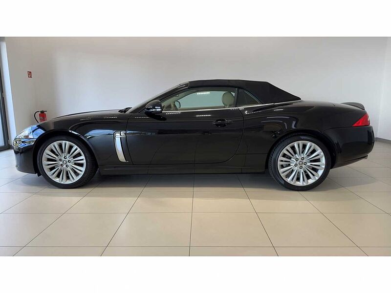 Jaguar XK 5.0 V8 Cabrio XENON SITZKÜHLUNG 19''LM 5.0 V8 Cabrio XENON SITZKÜHLUNG 19''LM