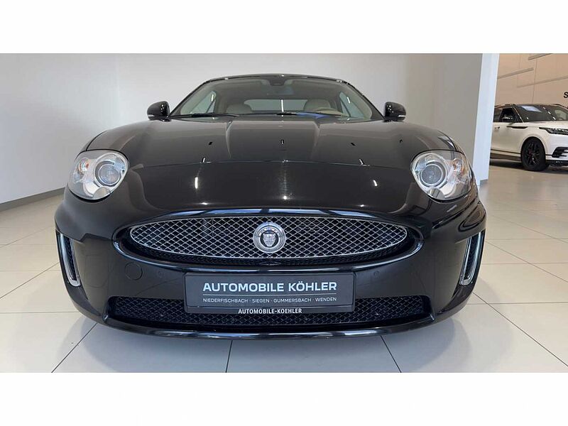 Jaguar XK 5.0 V8 Cabrio XENON SITZKÜHLUNG 19''LM 5.0 V8 Cabrio XENON SITZKÜHLUNG 19''LM