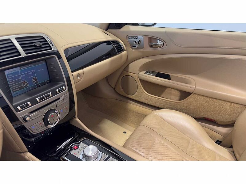 Jaguar XK 5.0 V8 Cabrio XENON SITZKÜHLUNG 19''LM 5.0 V8 Cabrio XENON SITZKÜHLUNG 19''LM