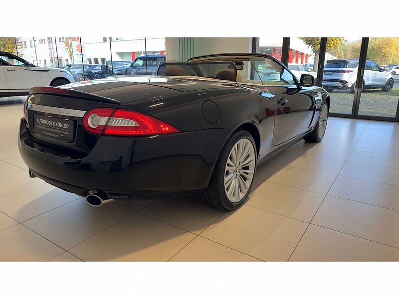 Jaguar XK 5.0 V8 Cabrio XENON SITZKÜHLUNG 19''LM 5.0 V8 Cabrio XENON SITZKÜHLUNG 19''LM