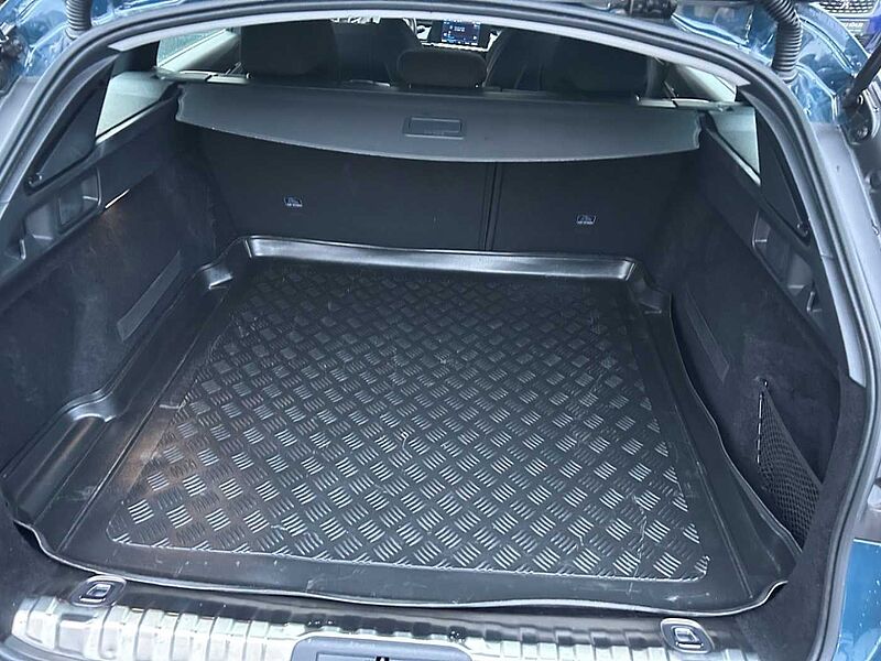 Peugeot 508 SW Active Pack AHK DAB Rückfahrkamera SW Active Pack AHK DAB Rückfahrkamera