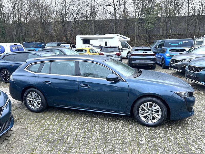 Peugeot 508 SW Active Pack AHK DAB Rückfahrkamera SW Active Pack AHK DAB Rückfahrkamera