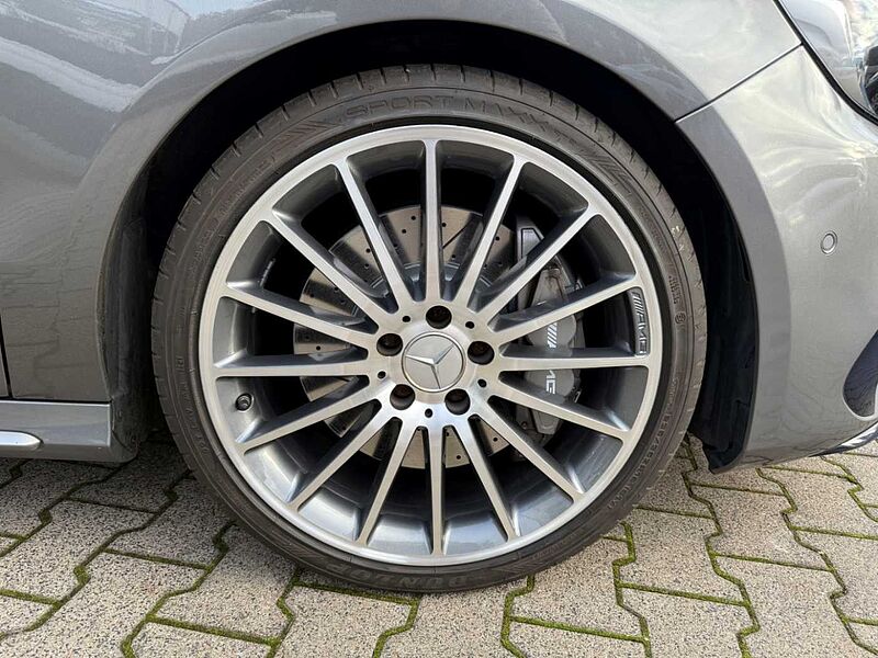 Mercedes-Benz A 45 AMG 4Matic SD 19''LM ACC HARMAN-KARDON LED 4Matic SD 19''LM ACC HARMAN-KARDON LED
