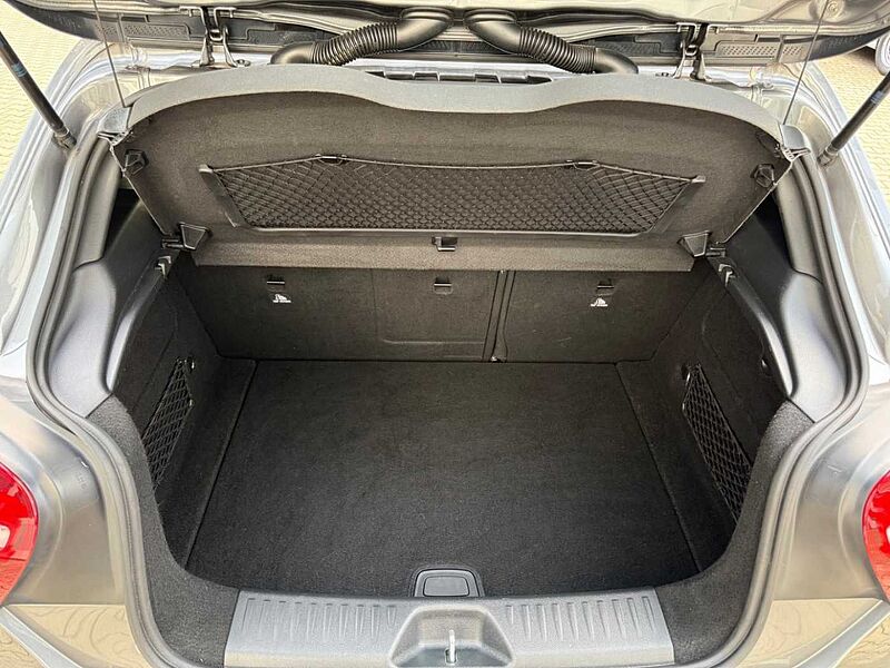 Mercedes-Benz A 45 AMG 4Matic SD 19''LM ACC HARMAN-KARDON LED 4Matic SD 19''LM ACC HARMAN-KARDON LED