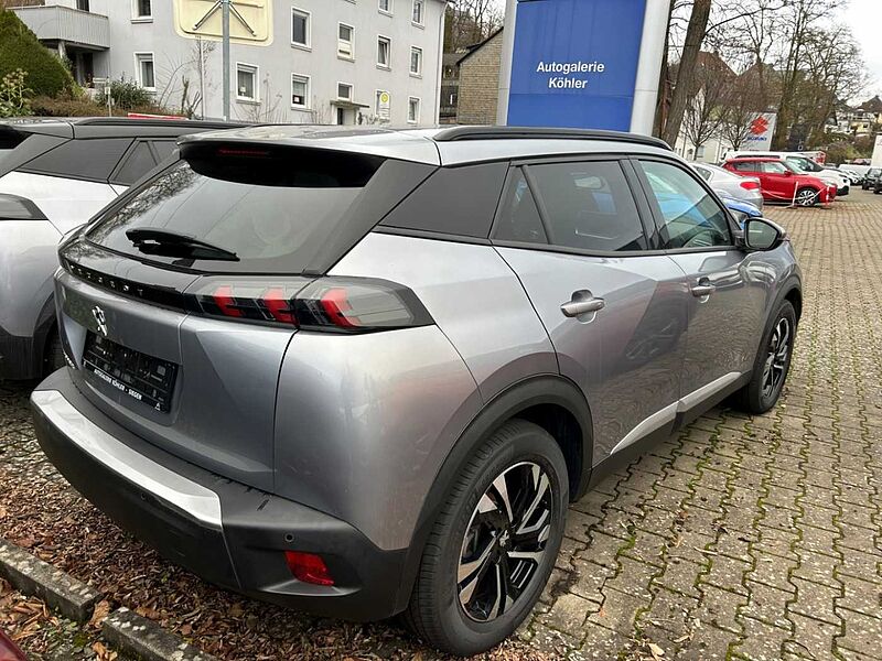 Peugeot 2008 GT Navigation, Sitzheizung vorn, Rückfahrkamera, Tempomat GT Navigation, Sitzheizung vorn, Rückfahrkamera, Tempomat