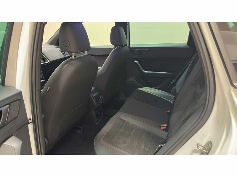 SEAT Ateca FR 1.5 TSI ACT AHK NAVI 19''LM DAB BEATS FR 1.5 TSI ACT AHK NAVI 19''LM DAB BEATS