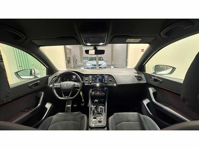 SEAT Ateca FR 1.5 TSI ACT AHK NAVI 19''LM DAB BEATS FR 1.5 TSI ACT AHK NAVI 19''LM DAB BEATS