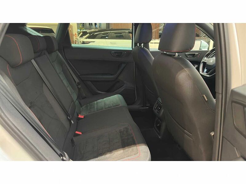 SEAT Ateca FR 1.5 TSI ACT AHK NAVI 19''LM DAB BEATS FR 1.5 TSI ACT AHK NAVI 19''LM DAB BEATS