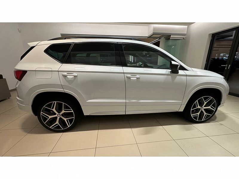 SEAT Ateca FR 1.5 TSI ACT AHK NAVI 19''LM DAB BEATS FR 1.5 TSI ACT AHK NAVI 19''LM DAB BEATS