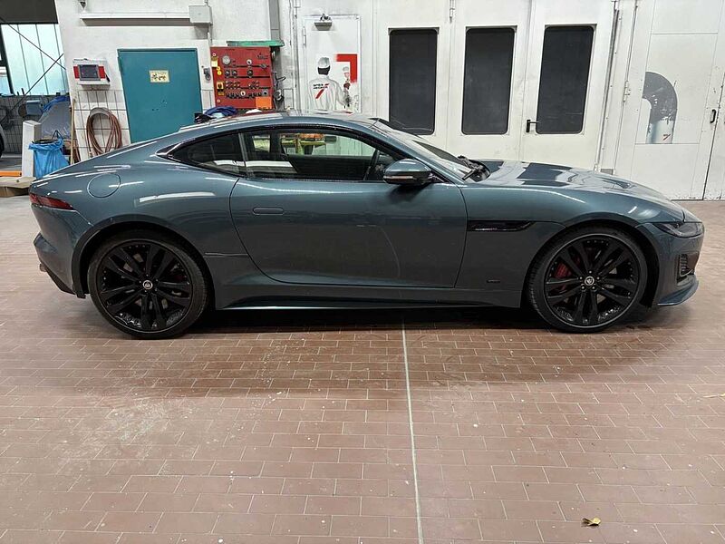 Jaguar F-Type P450 AWD Coupe 75 P450 AWD Coupe 75 Schaden vorne links
