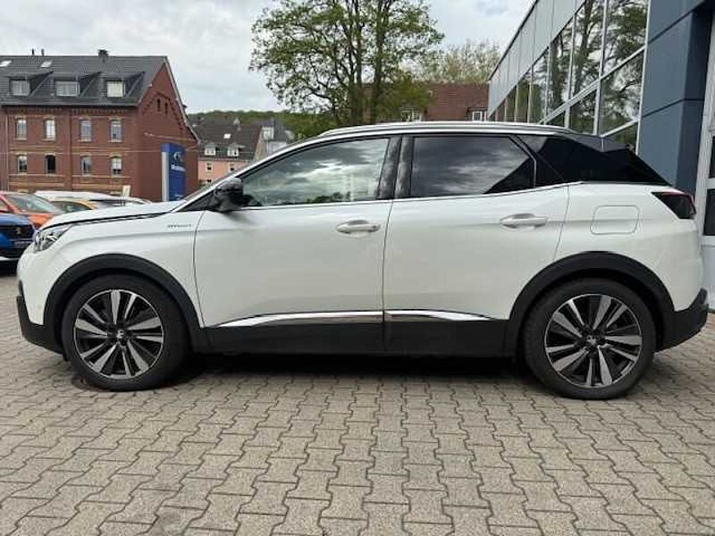 Peugeot 3008 GT Hybrid4 300 Allrad GT Hybrid4 300 SCHIEBEDACH FOCAL 360KAMERA