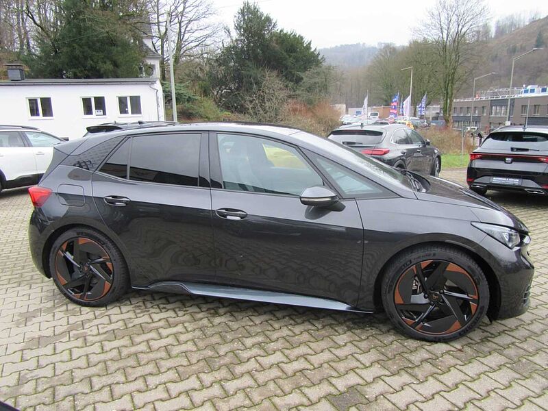 CUPRA Born 170 kW Cupra 170kW 77kWh großer Akku 170 kW Cupra 170kW 77kWh großer Akku