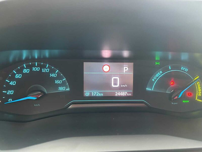 Peugeot 2008 e- Allure 136 ALLURE RÜCKFAHRKAM KLIMAAUTOM e- Allure 136 ALLURE RÜCKFAHRKAM KLIMAAUTOM