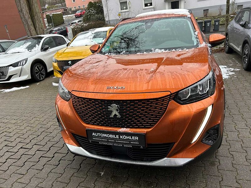 Peugeot 2008 e- Allure 136 ALLURE RÜCKFAHRKAM KLIMAAUTOM e- Allure 136 ALLURE RÜCKFAHRKAM KLIMAAUTOM