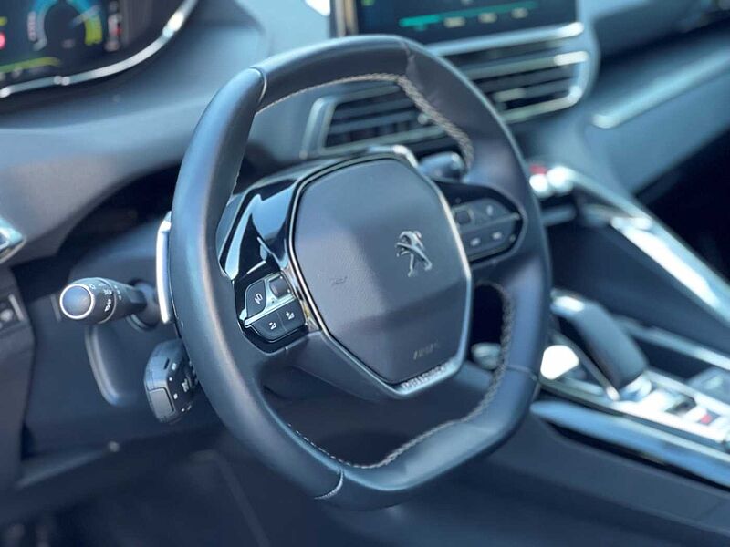 Peugeot 3008 Hybrid 225 Allure 1.6 Plug-In