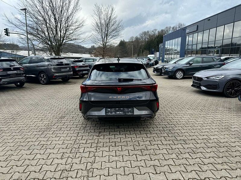 CUPRA Leon Sportstourer 1.5 TSI 150 PS 7-Gang DSG Sportstourer 1.5 eTSI 150 PS 7-Gang DSG