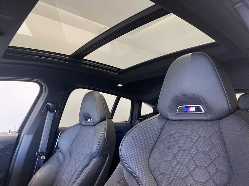 BMW X4 M Competition M'Drivers Pack PANO LED DAB Competition Drivers Pack PANO LED DAB