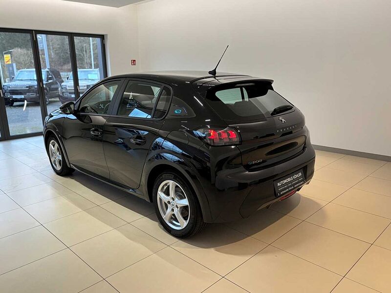 Peugeot 208 Elektro Active 136 Klimaanlage  Apple CarPlay