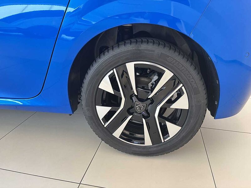 Peugeot 208 1.2 ALLURE HYBRID 100 e-DSC6 ACC KAMERA LED