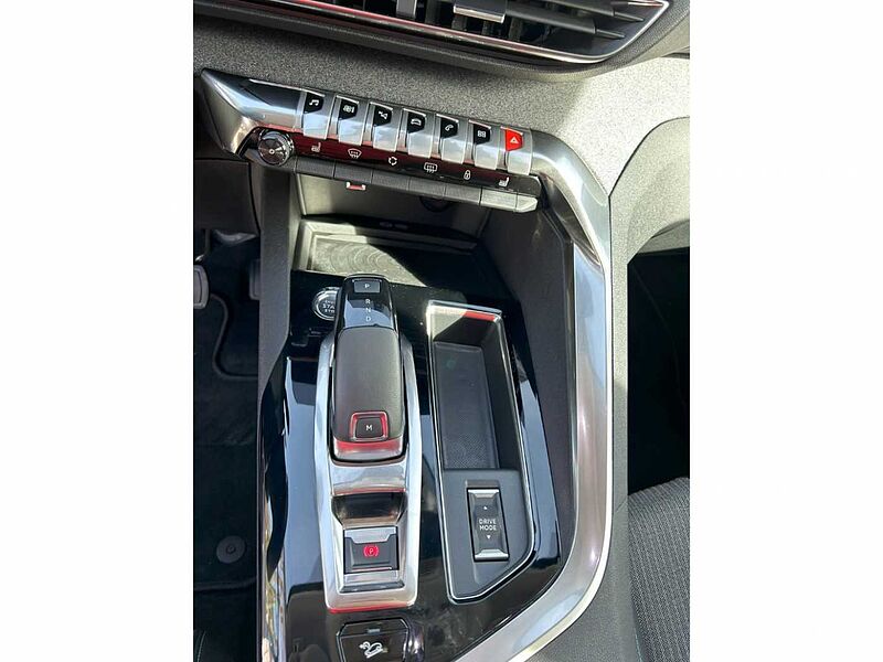Peugeot 3008 Allure Pack NAVI SITZHEIZ ELEK HECKKLAPPE