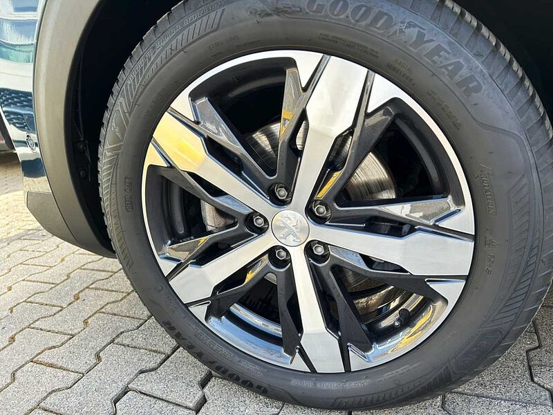 Peugeot 3008 Allure Pack NAVI SITZHEIZ ELEK HECKKLAPPE