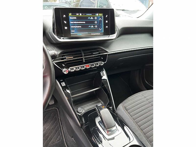 Peugeot 2008 e- Active Pack LED Apple CarPlay Android Auto Klimaautom