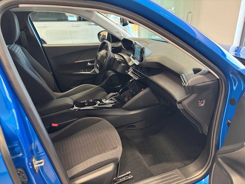 Peugeot 2008 e- Active Klimaautomatik Rückfahrkamera