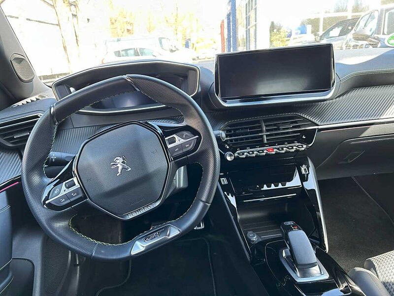 Peugeot 2008 e 136 GT Navi Digitales Cockpit LED CarPlay