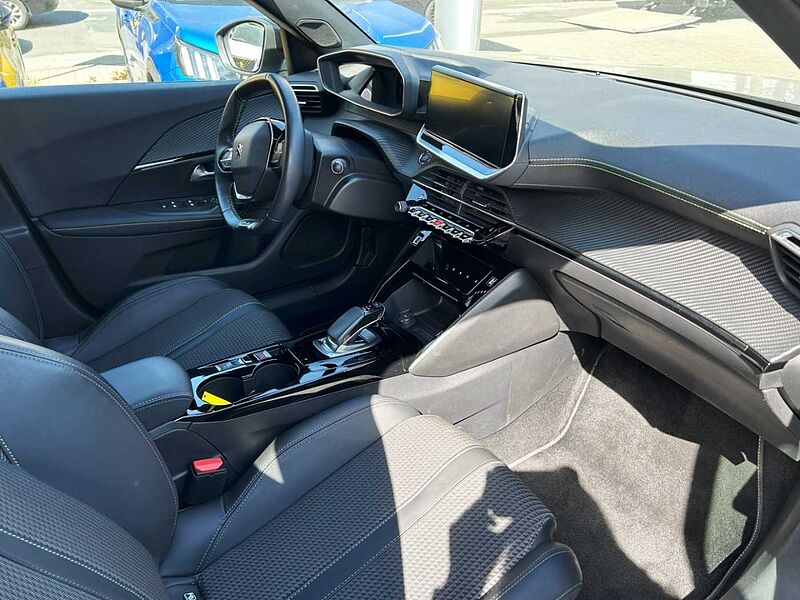Peugeot 2008 e 136 GT Navi Digitales Cockpit LED CarPlay