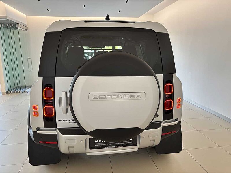 Land Rover Defender 110 D240 SE AHK PANO Black-PACK 20''LM
