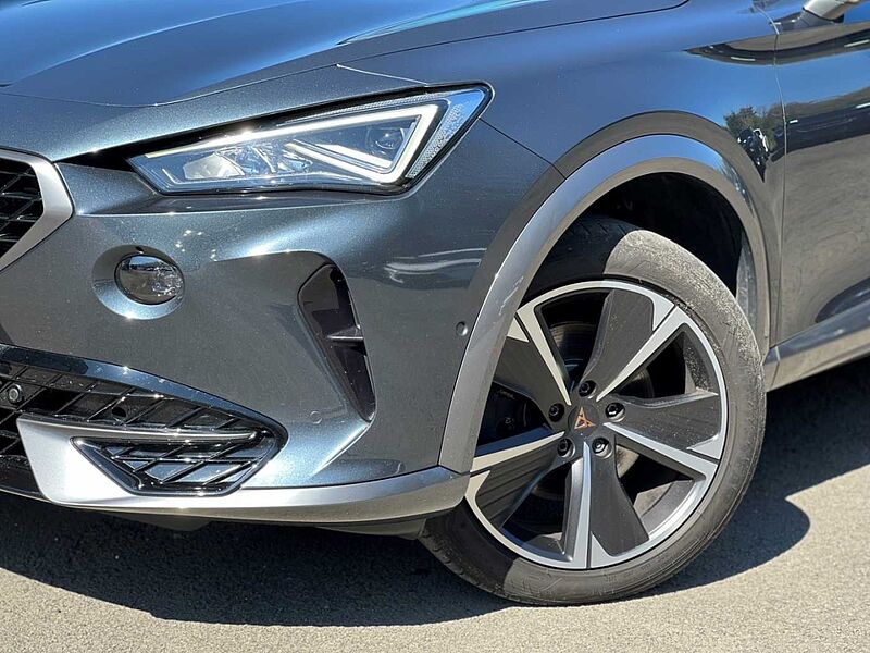 CUPRA Formentor 1.5 TSI Navi, Paket XL, DCC, Top View