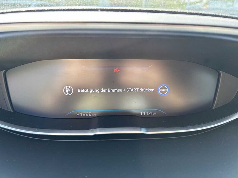 Peugeot 3008 1.2 Allure Pack 130 EAT8 Navi LED CarPlay