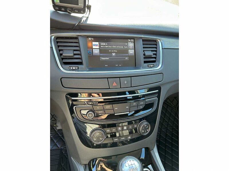 Peugeot 508 SW Active AHK 2Z-Klima SHZ Rückfahrkamera