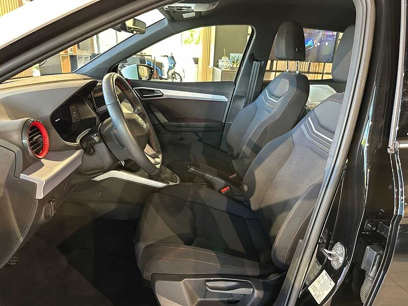 SEAT Arona FR 1.0 TSI / Navi / LED / ACC /Apple CarPlay/ Android Auto