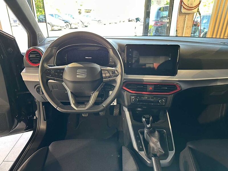 SEAT Arona FR 1.0 TSI / Navi / LED / ACC /Apple CarPlay/ Android Auto